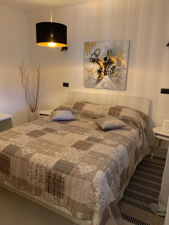 Apartments & Room Piutti Bale Extérieur photo