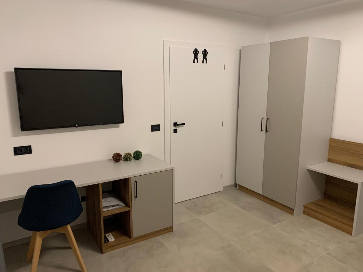 Apartments & Room Piutti Bale Extérieur photo